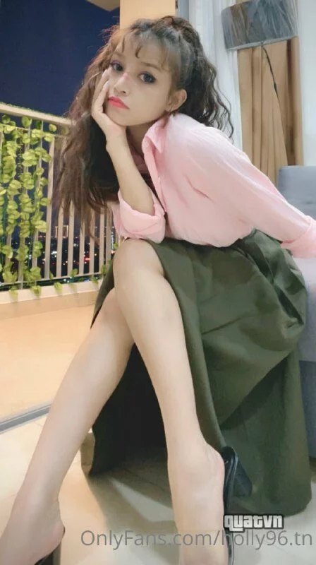Holly96-Onlyfans-Leak-51.jpg