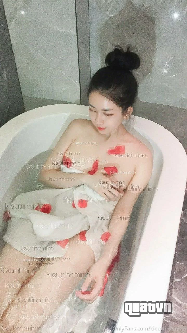 Kieutrinhminn-Onlyfans-Leak-59.webp