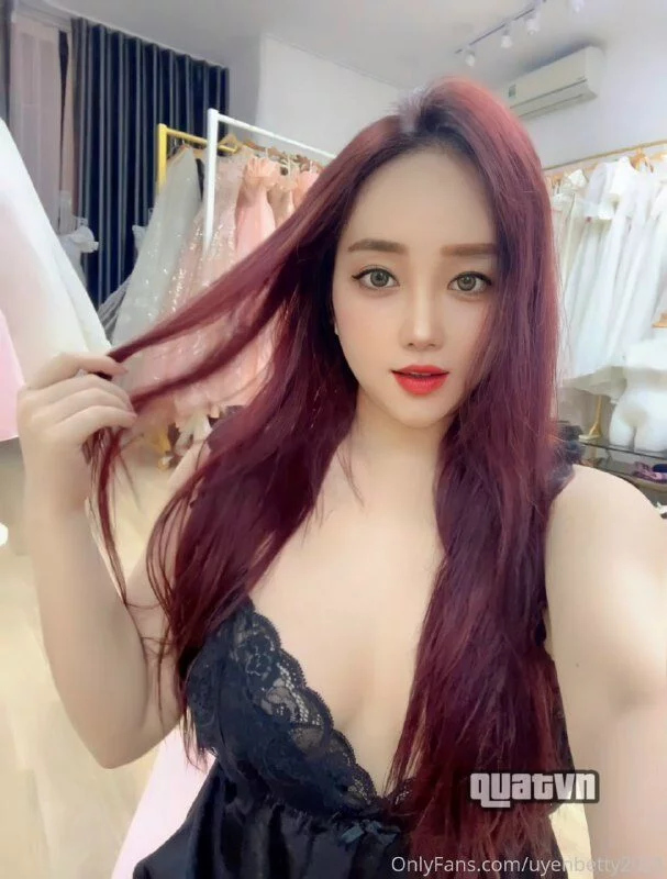 Uyen-Betty-Onlyfans-Leak-228.jpg